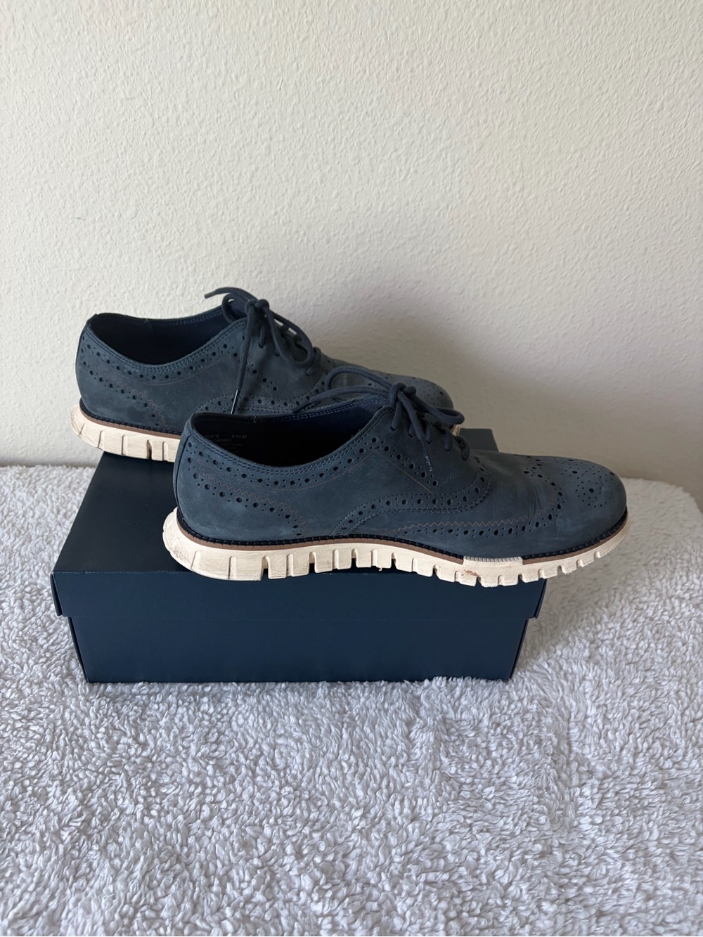 Cole Haan Men’s Navy Blue Nubuck Zerogrand Remastered Wingtip Oxfords Size 9.5M - Picture 3 of 15